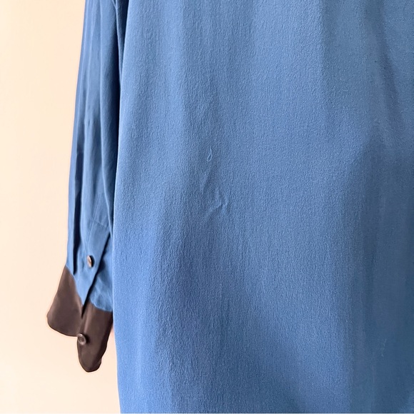 VS Moda International Blue Silk Button Down Blouse XS - Picture 4 of 6